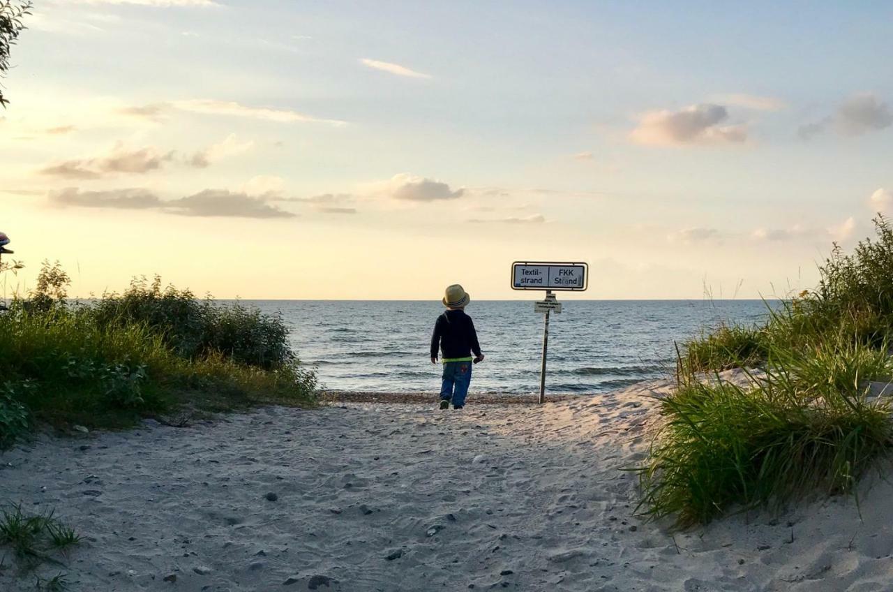 Ferienwohnungen Rosengarten Börgerende-Rethwisch Esterno foto